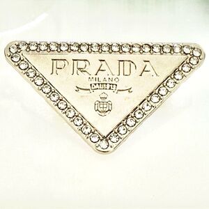 Silver fashion Brooch